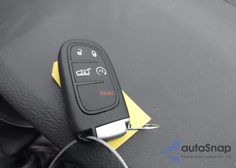 2023 Jeep Cherokee Altitude Lux 4X4 from USA, damaged, VIN 1C4PJMMB5PD101407